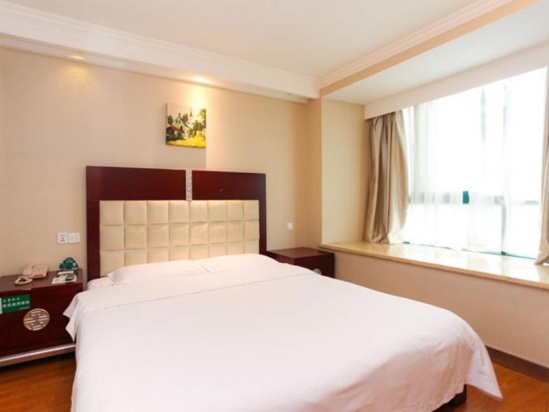 Greentree Inn Jiangsu Wuxi Hubin Business Street Business Hotel Екстер'єр фото