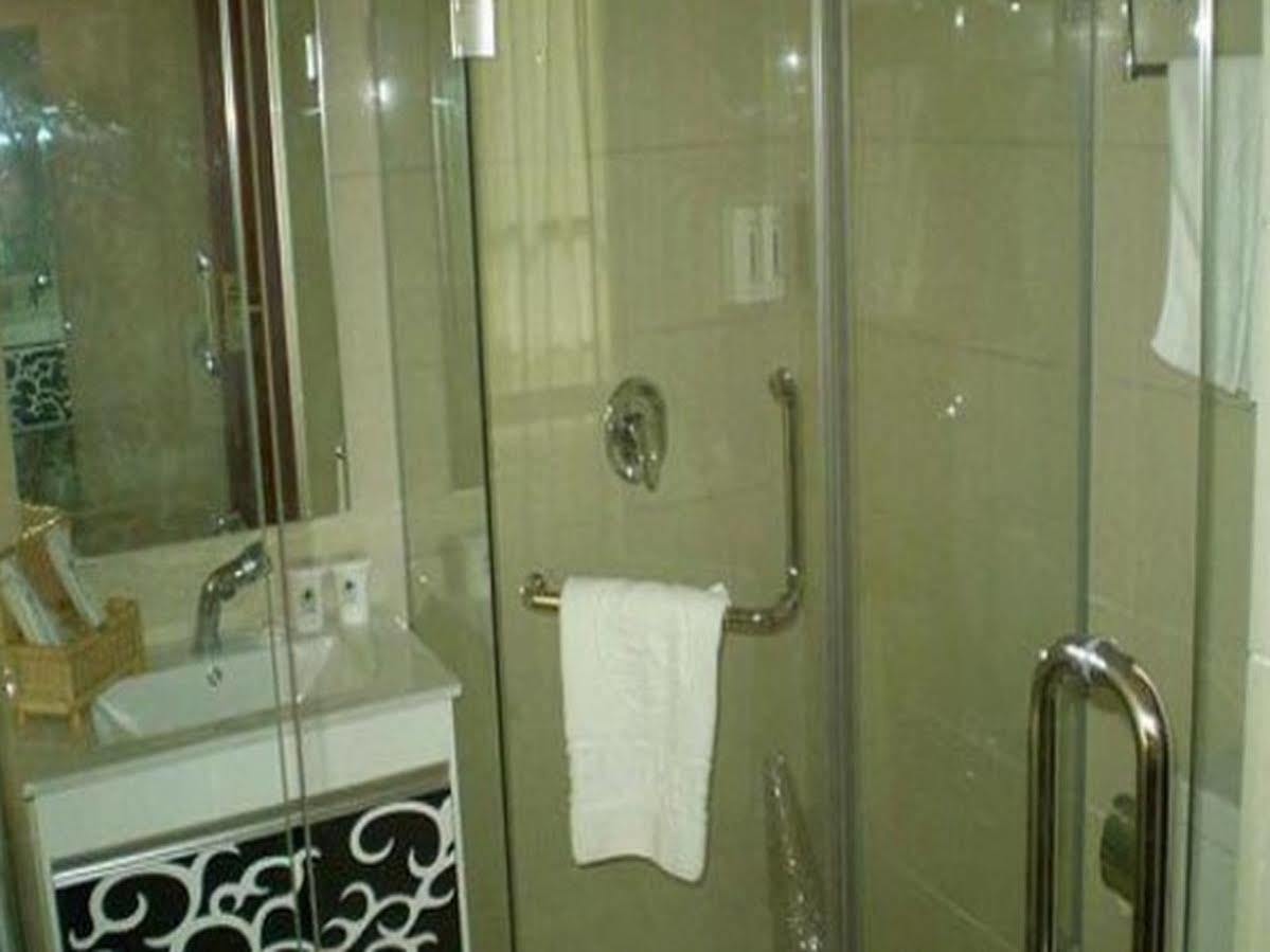 Greentree Inn Jiangsu Wuxi Hubin Business Street Business Hotel Екстер'єр фото